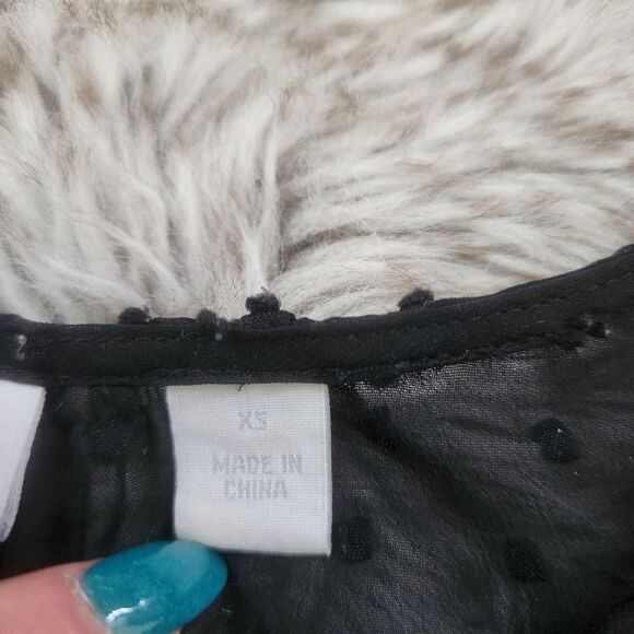 New York & Company Long Sleeve Sheer Black Swiss Dot Blouse Women's Size XS - Picture 8 of 12